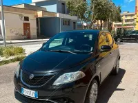 Usata Lancia Ypsilon 95 CV (69 kW) 2016 Nero Utilitaria