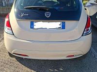 Usata Lancia Ypsilon Silver 69 CV (50 kW) 2016 Utilitaria