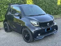 Usata Smart ForTwo Cabrio Superpassion 90 CV (66 kW) 2019 Nero Cabrio