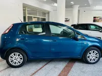 Usata Fiat Punto Lounge 77 CV (56 kW) 2012 Blu Utilitaria
