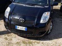 Usata Toyota Yaris 69 CV (50 kW) 2007 Utilitaria