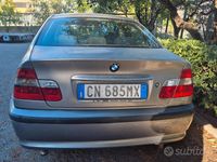 Usata BMW 320 150 CV (110 kW) 2004 Grigio Berlina
