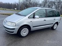 Usata VW Sharan 140 CV (102 kW) 2007 Grigio Monovolume