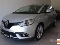 Usata Renault Scénic IV Zen 109 CV (80 kW) 2018 Grigio Monovolume
