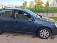 Usata VW Golf IV 105 CV (77 kW) 2006 Blu Berlina