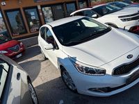 Usata Kia Ceed 135 CV (99 kW) 2016 Bianco Utilitaria