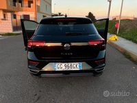 Usata VW T-Roc R-line 150 CV (110 kW) 2021 Nero SUV