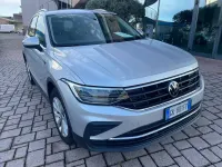 Usata VW Tiguan Life 150 CV (110 kW) 2022 Argento SUV