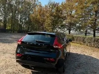 Usata Volvo V40 120 CV (88 kW) 2018 Nero Berlina