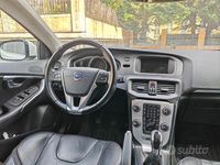 Usata Volvo V40 R-Design Momentum 114 CV (83 kW) 2014 Bianco Berlina