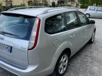 Usata Ford Focus 90 CV (66 kW) 2010 Grigio Station wagon