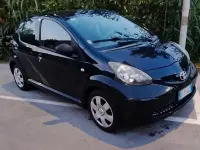 Usata Toyota Aygo 68 CV (50 kW) 2009 Nero Utilitaria