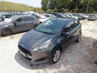 Usata Ford Fiesta Business Edition 92 CV (67 kW) 2016 Grigio Utilitaria