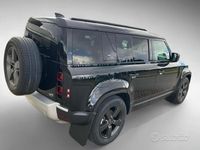 Usata Land Rover Defender 241 CV (177 kW) 2021 Nero SUV