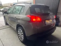 Usata Peugeot 2008 Allure 92 CV (67 kW) 2013 Marrone SUV