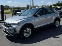 Käytetty VW T-Roc Life 116 HP (85 kW) 2025 Hopea Katumaasturi