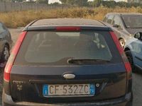 Usata Ford Fiesta 75 CV (55 kW) 2003 Blu Utilitaria