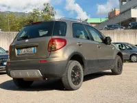 Usata Fiat Sedici 120 CV (88 kW) 2008 Marrone SUV