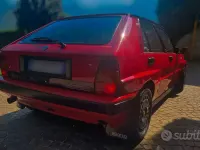 Usata Lancia Delta 200 CV (147 kW) 1989 Rosso Utilitaria