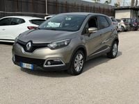 Usata Renault Captur 90 CV (66 kW) 2014 Oro SUV