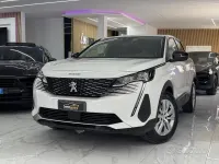 Usata Peugeot 3008 Allure 131 CV (96 kW) 2022 Bianco SUV