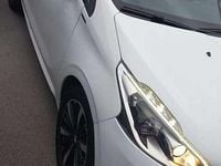 Usata Peugeot 208 Signature Sky 83 CV (61 kW) 2019 Bianco Utilitaria
