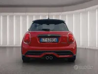 Begagnad Mini Cooper S Classic 178 HK (130 kW) 2023 Röd Halvkombi