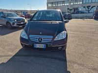 Usata Mercedes A180 Avantgarde 109 CV (80 kW) 2010 Nero Berlina