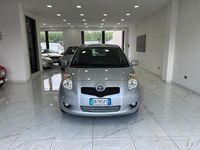 Usata Toyota Yaris Sol 69 CV (50 kW) 2008 Grigio Berlina