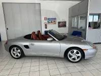 Second-hand Porsche Boxster 220 CP (161 kW) 2000 Argintiu Cabrio