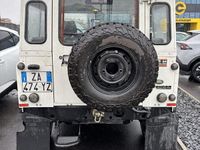 Usata Land Rover Defender 122 CV (89 kW) 2007 Bianco Station wagon