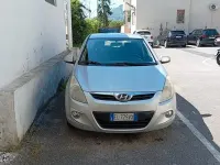 Usata Hyundai i20 85 CV (62 kW) 2012 Grigio Utilitaria