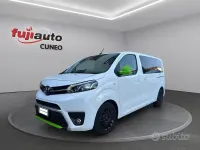 Usata Toyota Proace Verso Lounge 120 CV (88 kW) 2019 Bianco Station wagon