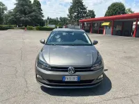 Usata VW Polo 75 CV (55 kW) 2019 Grigio Utilitaria