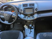 Usata Toyota RAV4 150 CV (110 kW) 2011 Bianco SUV