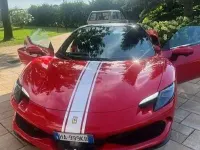 Nuova Ferrari 296 829 CV (609 kW) 2025 Rosso Cabrio