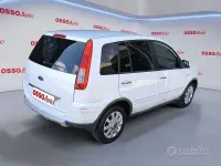 Usata Ford Fusion 80 CV (58 kW) 2010 Bianco Utilitaria