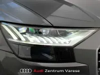 Usata Audi Q8 Sport 286 CV (210 kW) 2022 Grigio daytona SUV