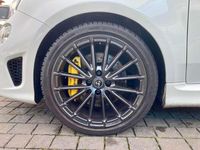 Usata Abarth 695 179 CV (131 kW) 2024 Bianco Utilitaria