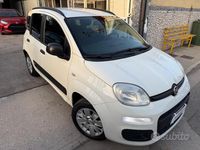 Usata Fiat Panda Lounge 71 CV (52 kW) 2020 Bianco Utilitaria