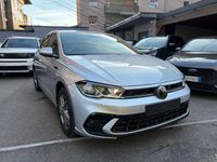 Usata VW Polo R-line 116 CV (85 kW) 2024 Argento Utilitaria