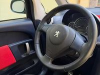 Usata Peugeot 1007 70 CV (51 kW) 2006 Nero Monovolume