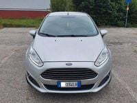 Usata Ford Fiesta Titanium 75 CV (55 kW) 2016 Argento Berlina