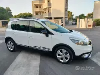 Usata Renault Scénic III XMOD 110 CV (80 kW) 2015 Bianco Monovolume