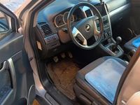 Usata Chevrolet Captiva 150 CV (110 kW) 2008 Grigio SUV