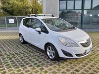 Usata Opel Meriva 101 CV (74 kW) 2011 Bianco Monovolume