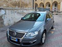 Usata VW Passat Comfortline 150 CV (110 kW) 2006 Grigio Station wagon