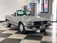 Usata Mercedes SL300 188 CV (138 kW) 1989 Argento astrale metallizzato Cabrio
