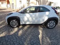 Usata Toyota Aygo X Active 72 CV (52 kW) 2025 Bianco SUV