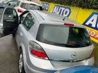 Usata Opel Astra 75 CV (55 kW) 2008 Berlina